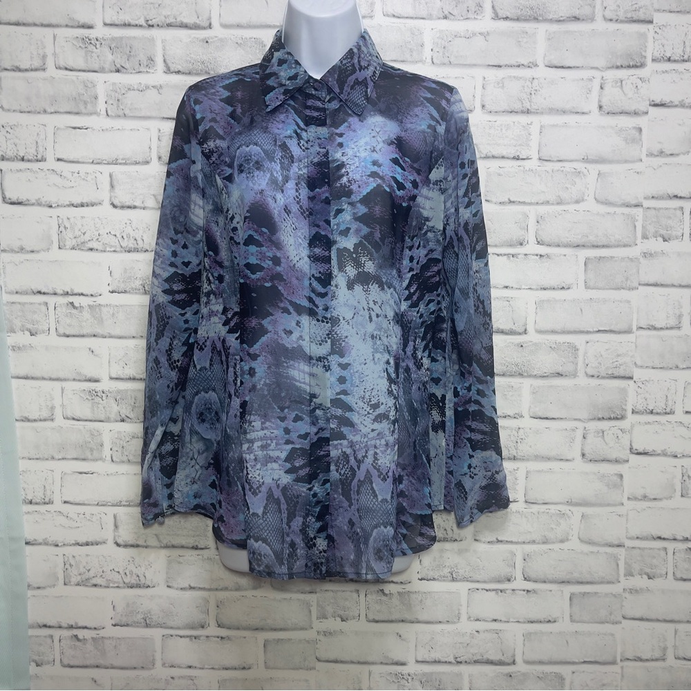 Cabi Semi Semi-Opaque Python Hidden Button Blouse… - image 1